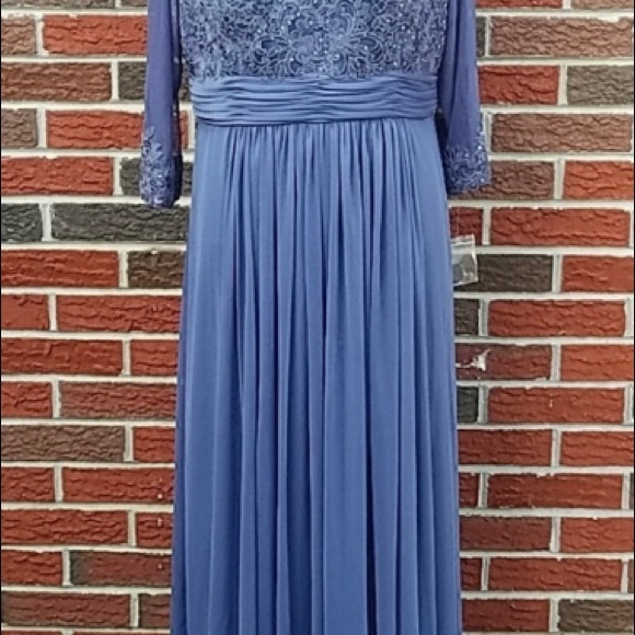 Alex Evenings Dress - Picture 6 of 7